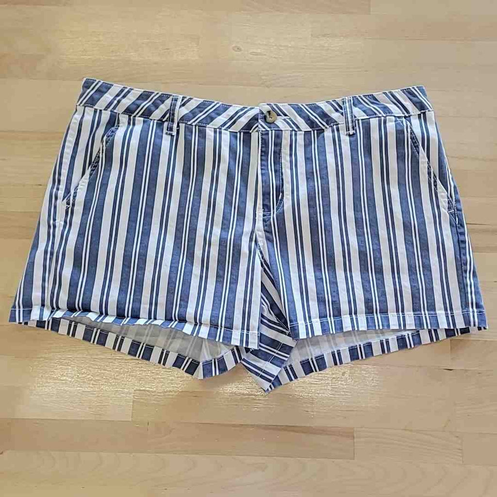 a.n.a Size 14 Blue/White Shorts