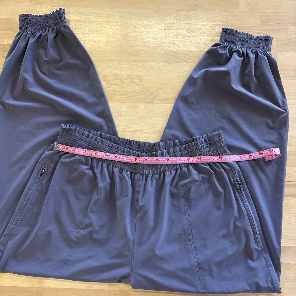 Athleta Size 16 Gray Athletic Pants