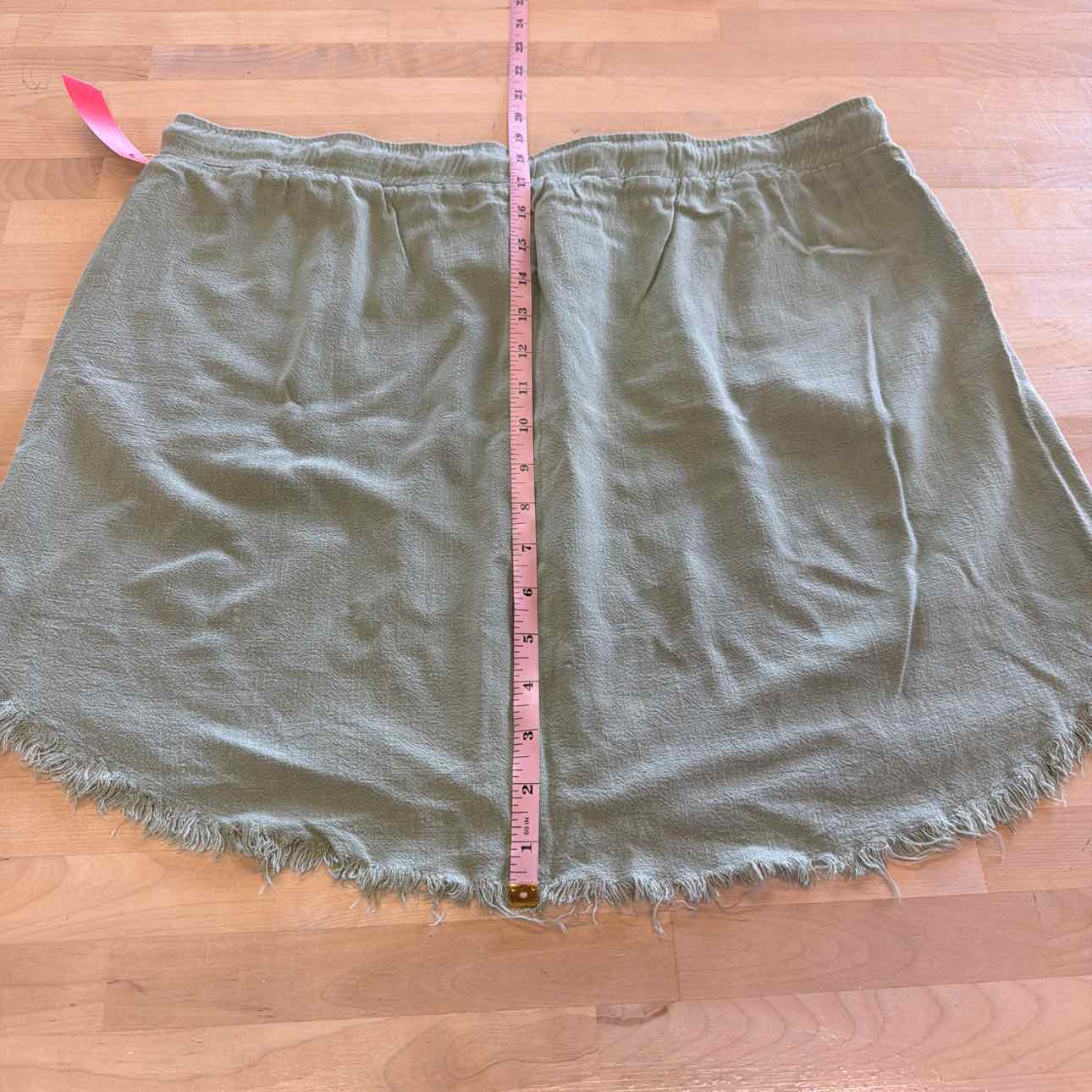 Umgee Size 1X Green Preloved Shorts