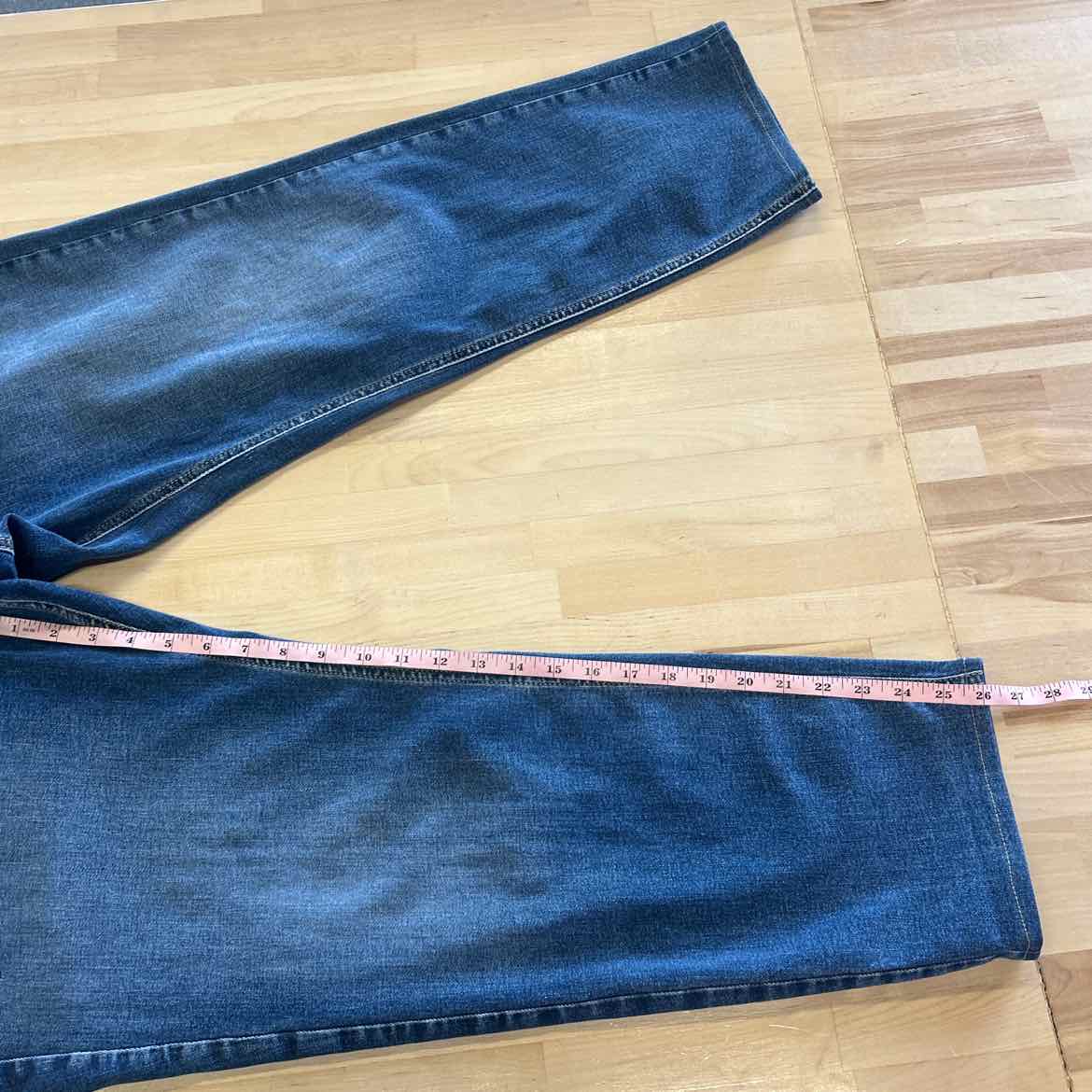 Silver Jean Co. Size 40x30 dark blue MENS Jeans