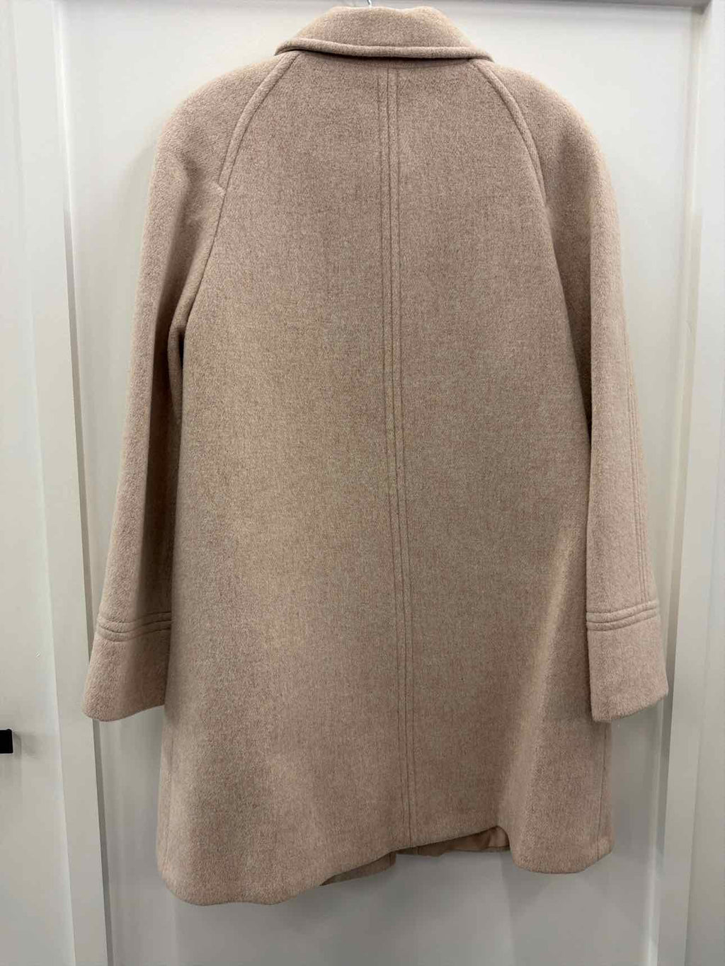 East 5th Size L Beige Coat