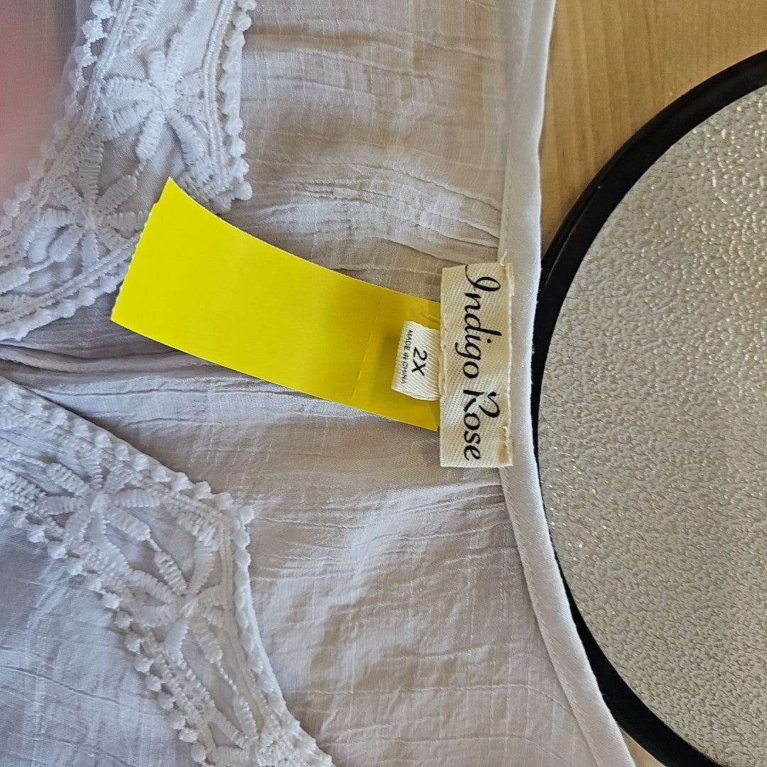 Indigo Rose Size 2X White Blouse