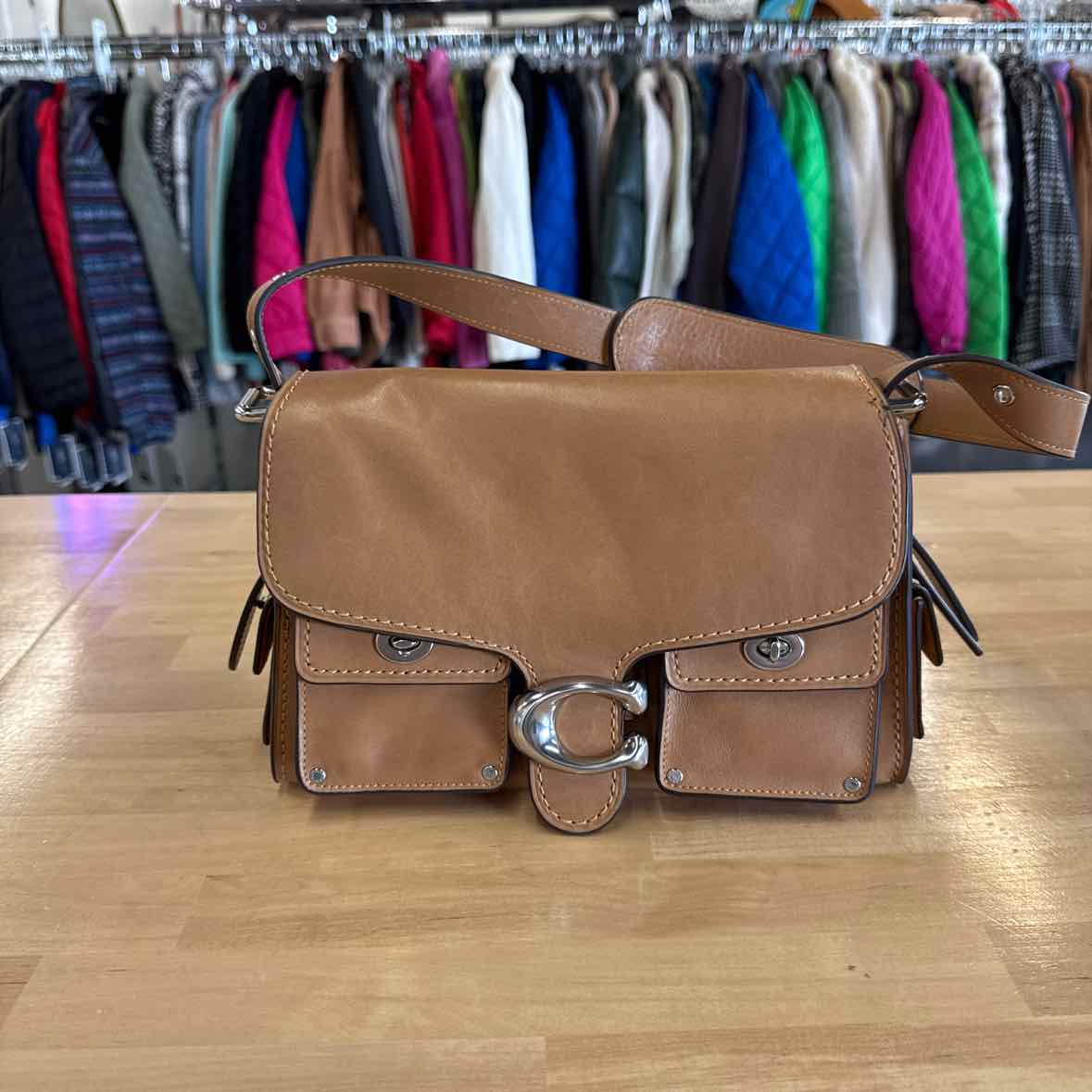 Coach Tabby Cargo Turnlock Full Grain Leather -  Honey Brown