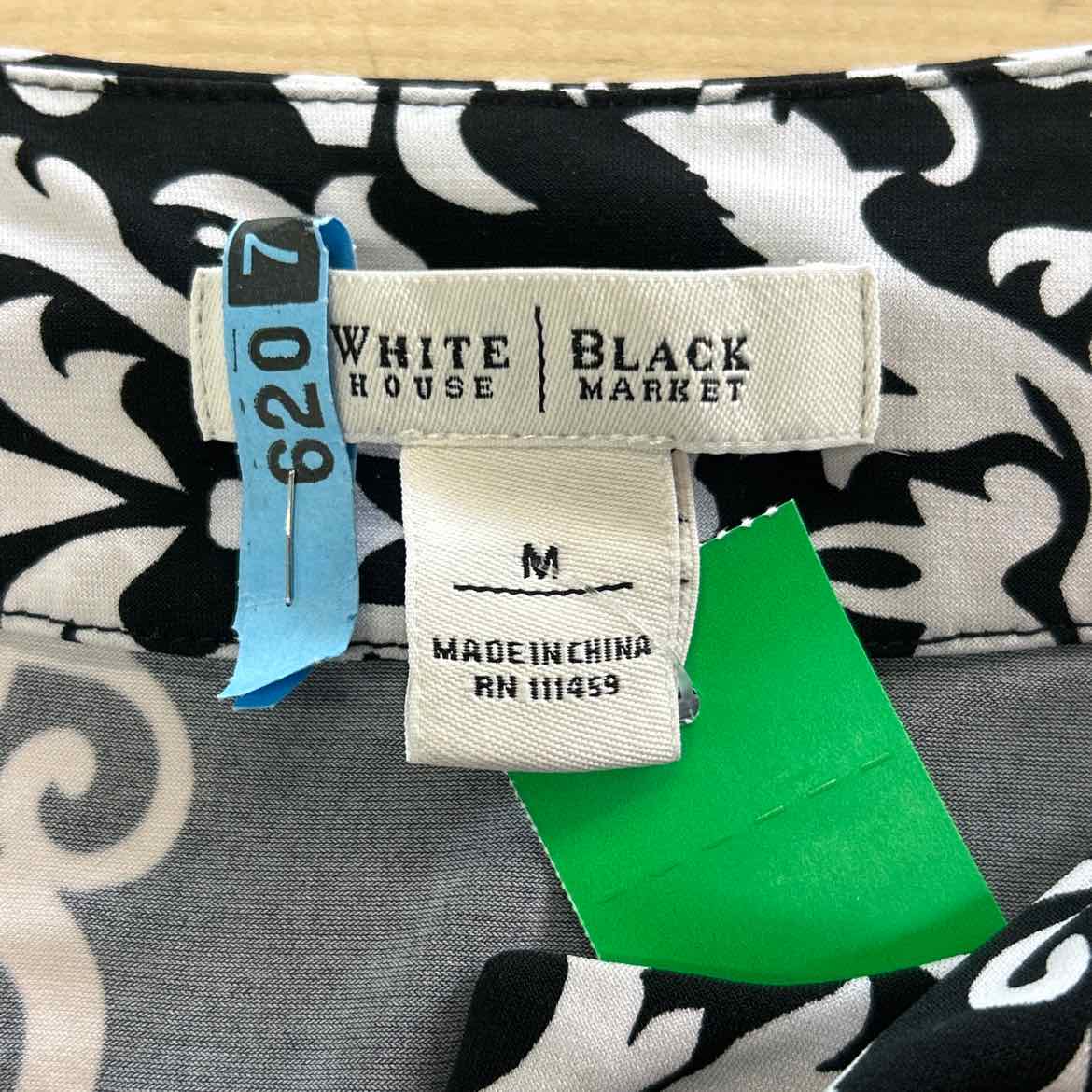 White House Black Market Size M BLACK & WHITE Preloved Blouse LS