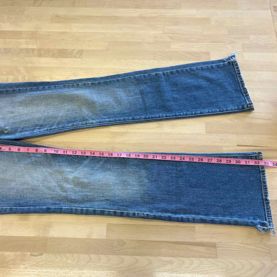 American Eagle Size 2 Blue Jeans