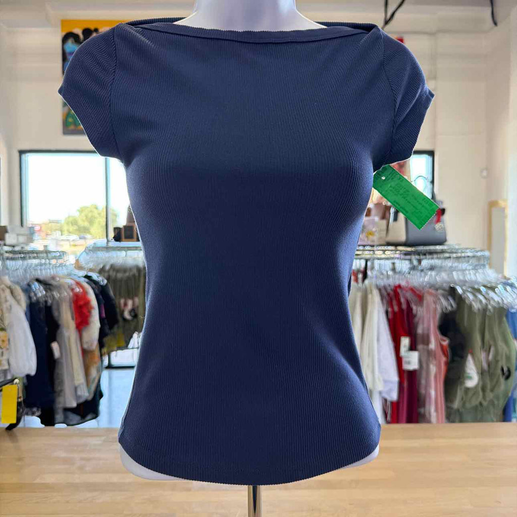 Live in the Moment Size XS Blue Preloved T-Shirt SS