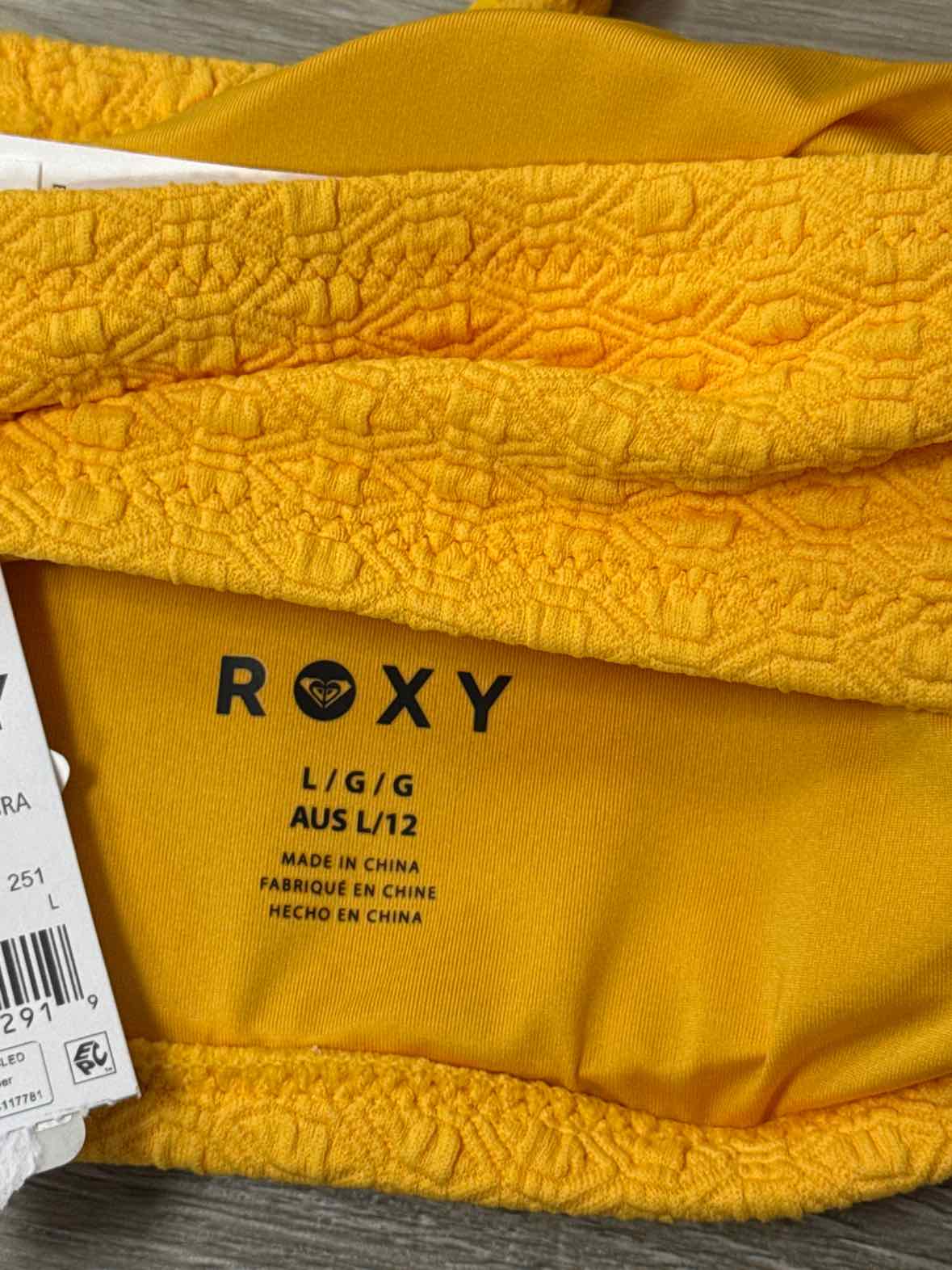 Roxy Size L Haleiwa Textured Bandeau Bikini Top - Yellow