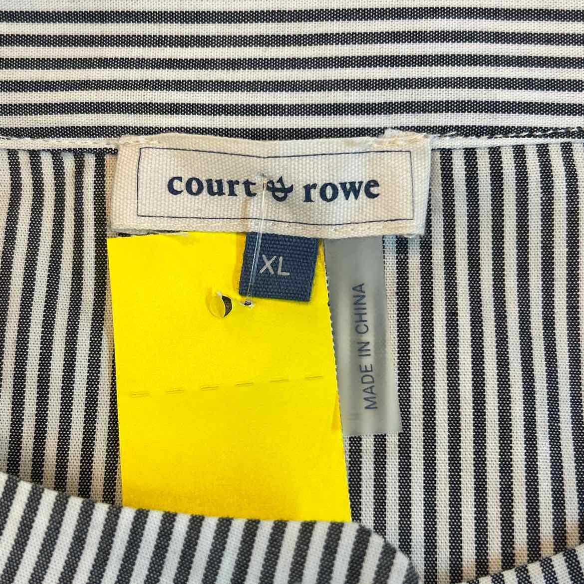 Court & Rowe Size XL Blue White Preloved Button Down LS