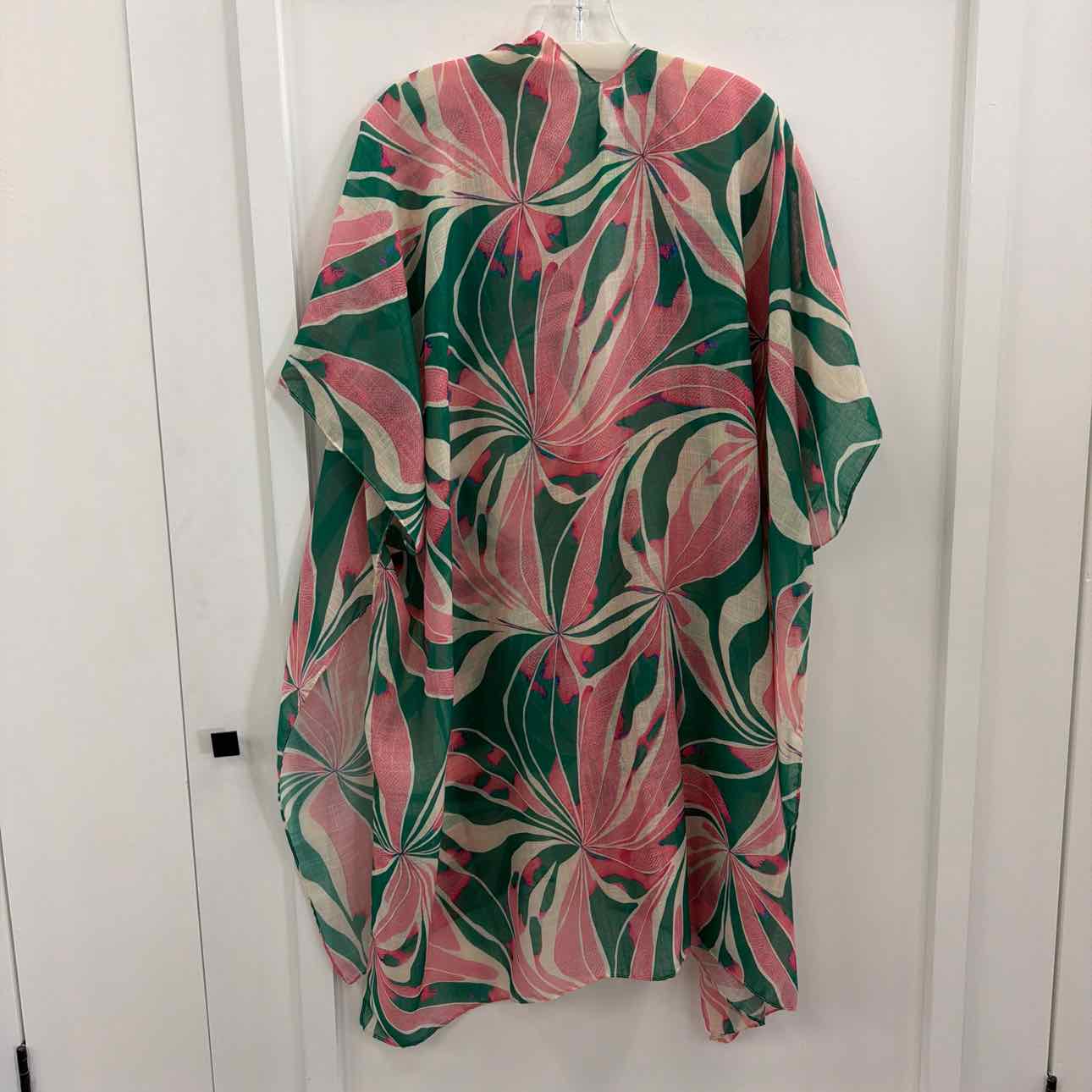 Nordstrom Rack Women Size OS Pink & Green Shawl
