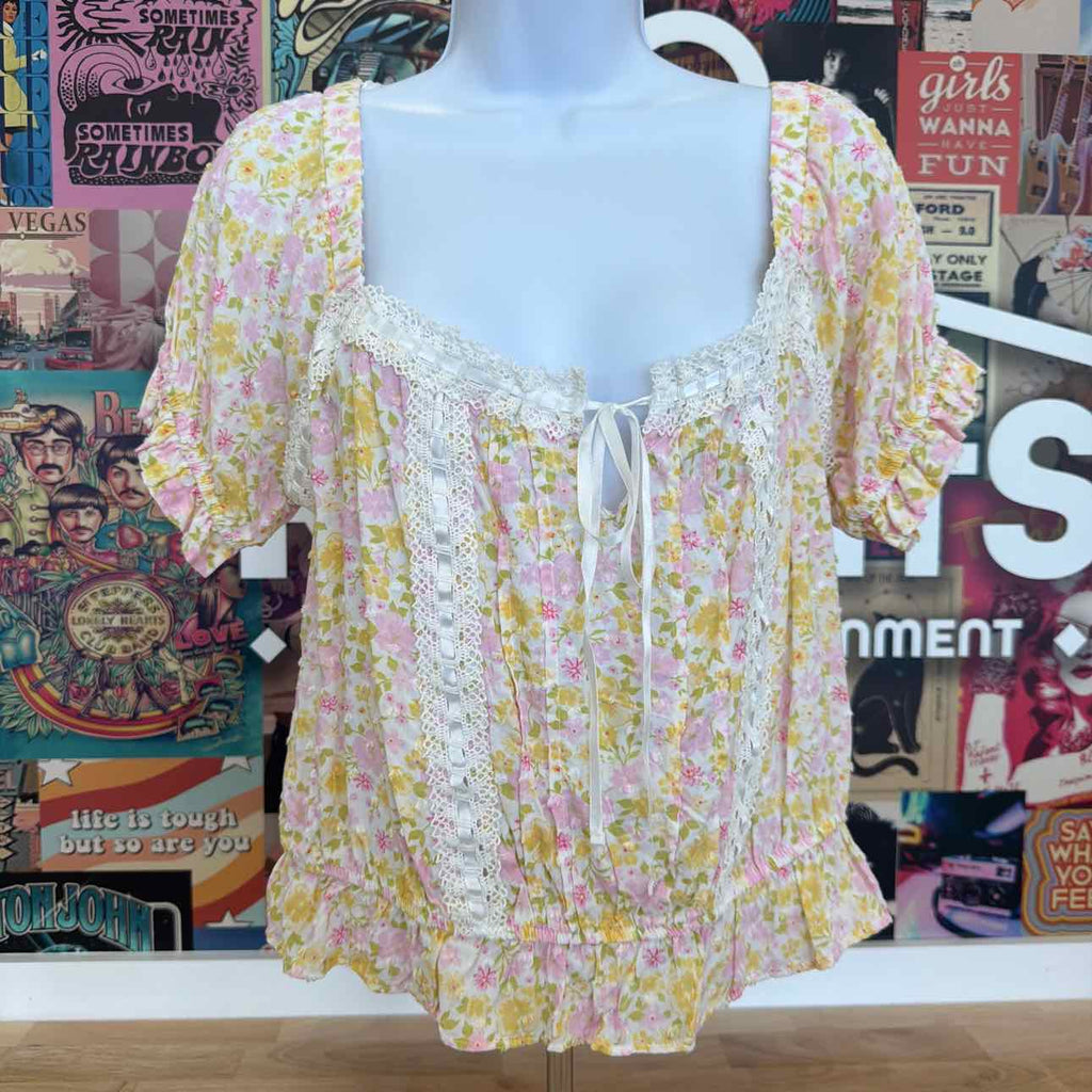 Self E Size XL Self Esteem Floral Short Sleeve Peasant Blouse