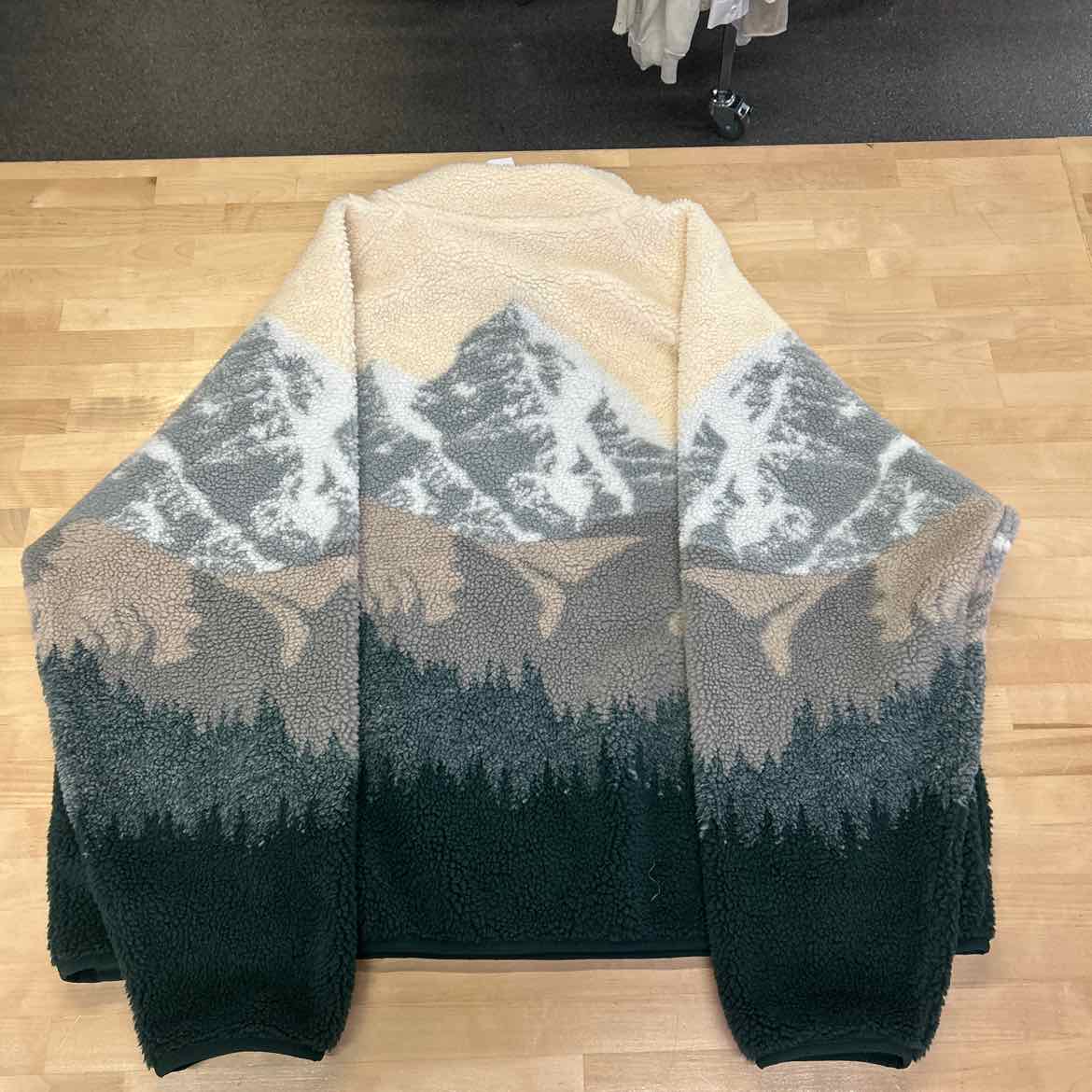 Cotton on Men's Teddy 1/2 Zip Fleece Sweatshirt - Bone / Mountains