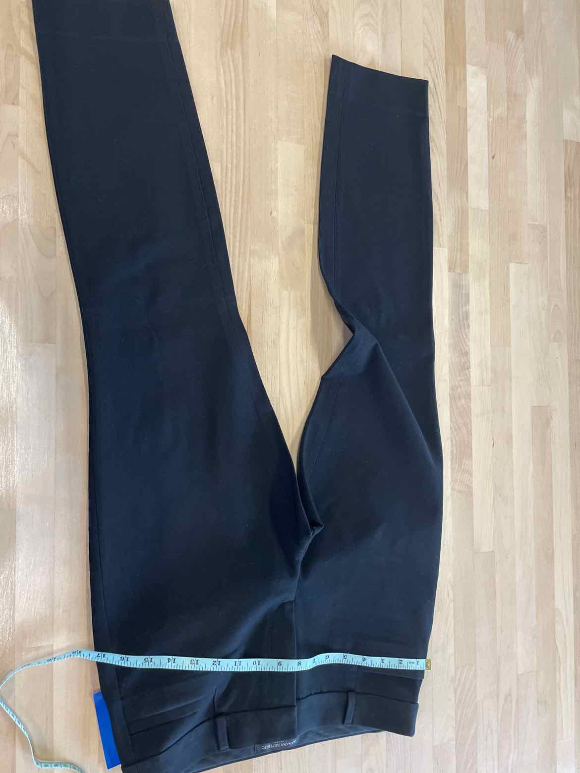 Banana Republic Size 4 Black Pants