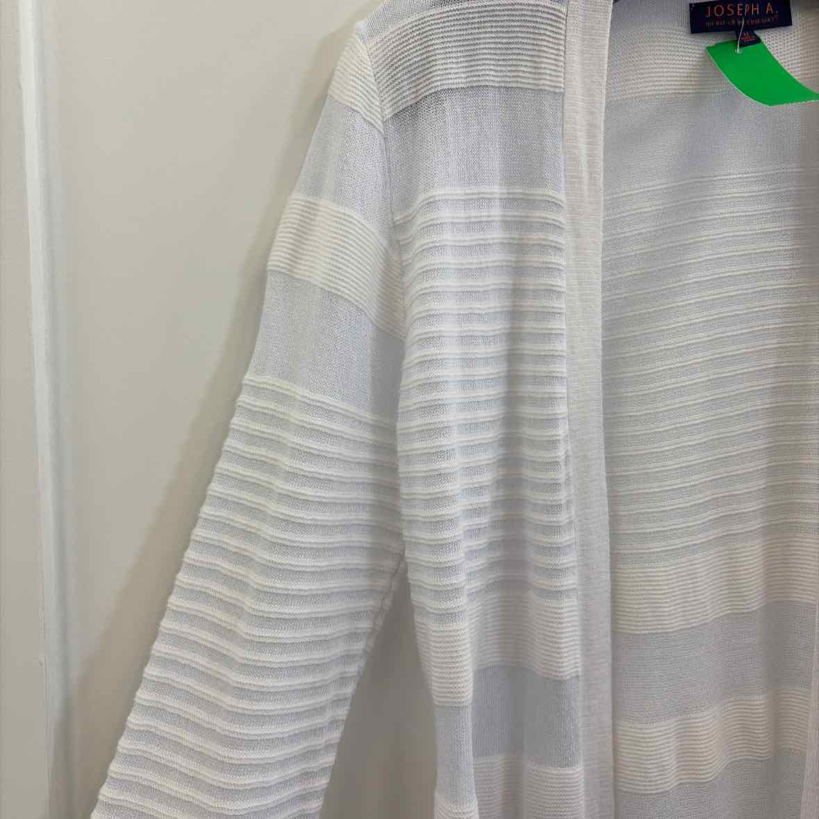 Joseph A Size M White Preloved Duster
