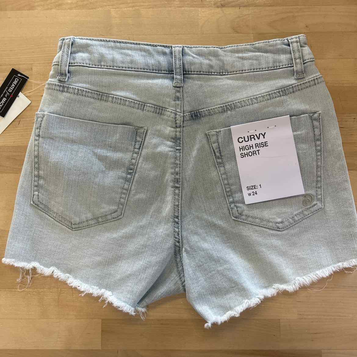 Indigo Rein Juniors' Embroidered Floral Frayed-Hem Denim Shorts - Light Blue