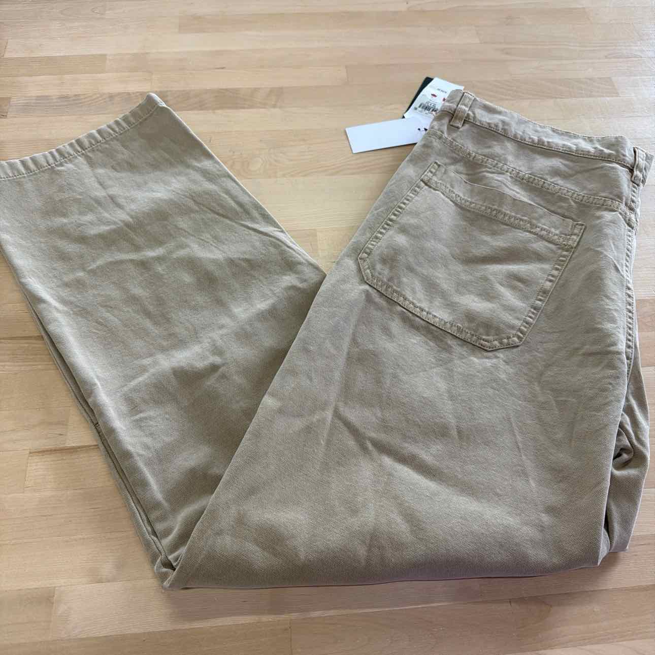 Guess Men's Straight-Fit Cotton Cargo Pants - Impact Grey