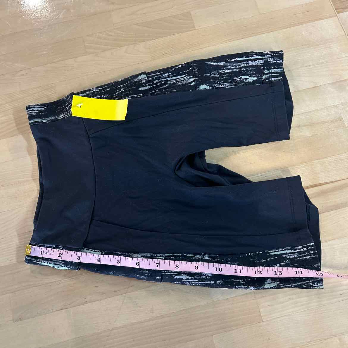 GYMSHARK Size XS Black Preloved Athletic Shorts