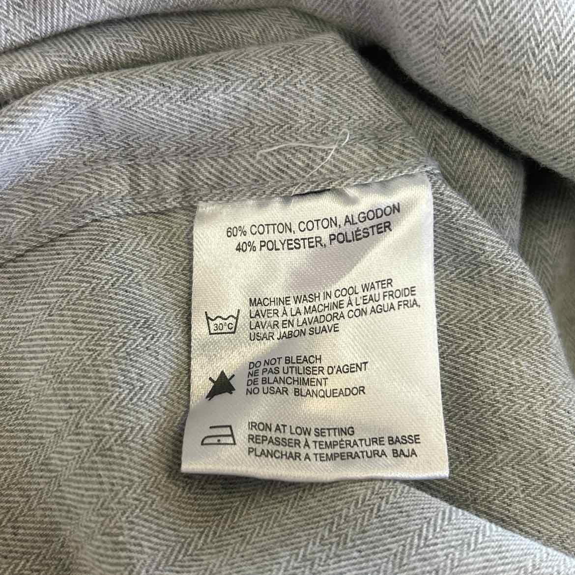 Heritage Size M Gray Preloved Button Down LS