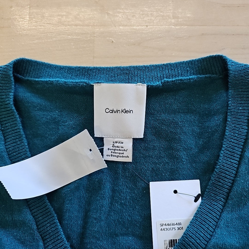 Calvin Klein Women's Short Sleeve V-Neck Sweater