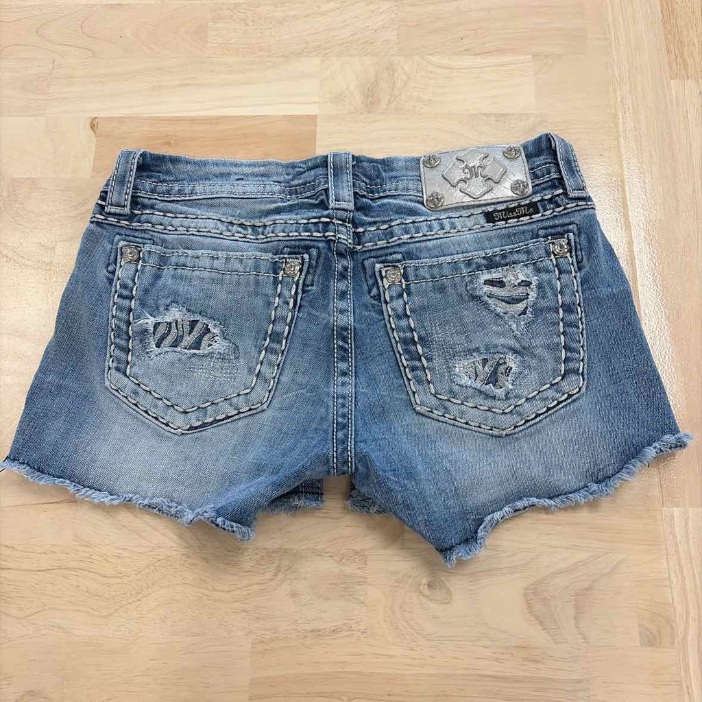 Miss Me Women Size 27 Blue Preloved Shorts