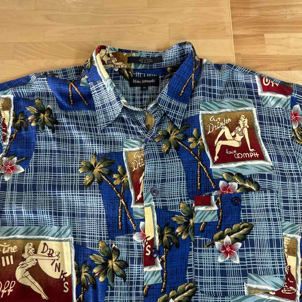 Marc Edwards Size XL Blue Preloved MENS Button Down Shirt