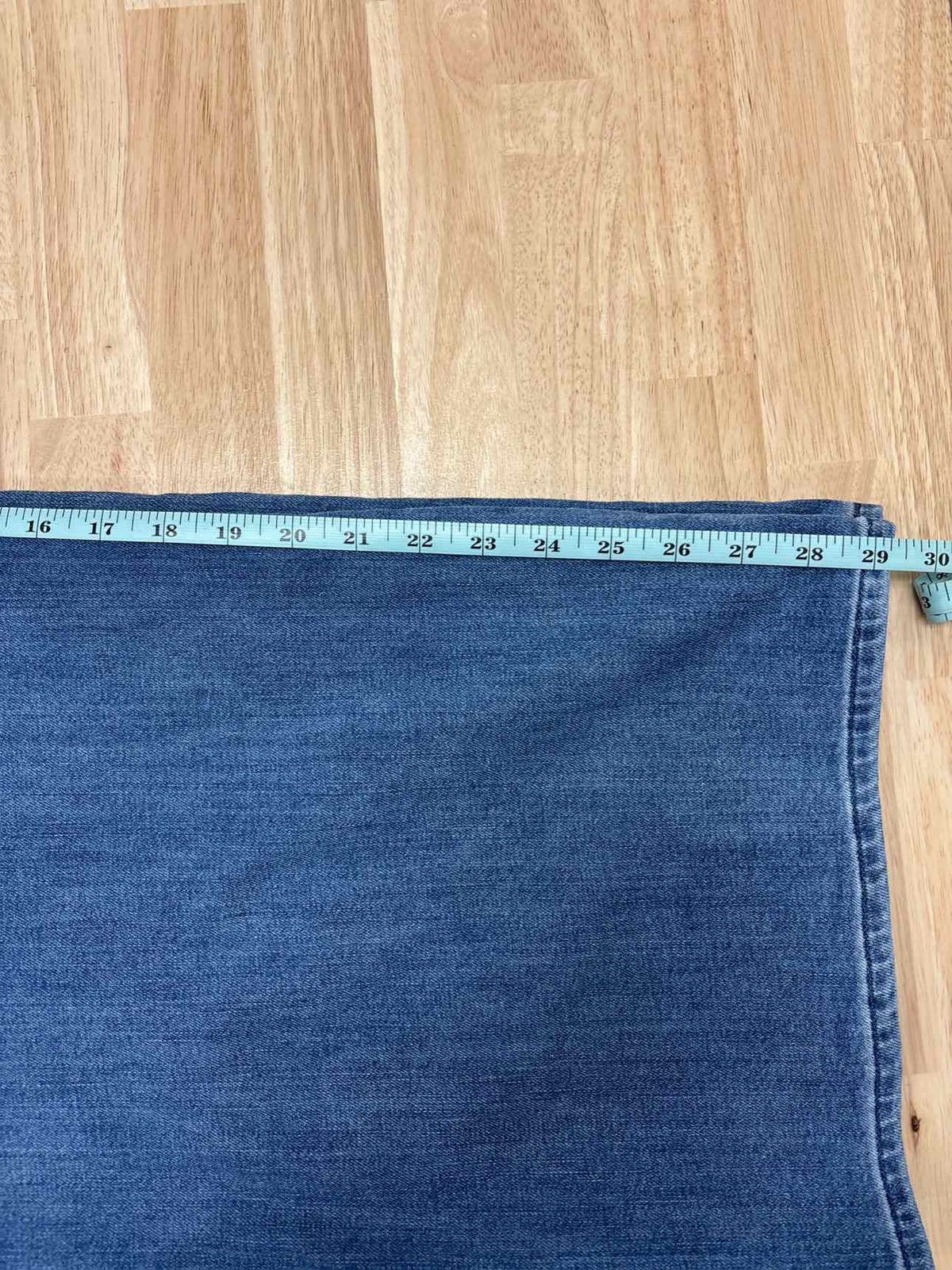 Chico's Size 3.5 (18) Blue Denim Preloved Jeans