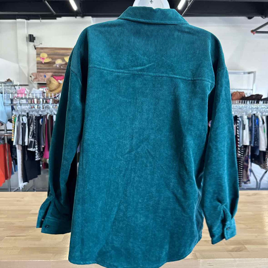 ultra flirt Size S Green Button Down Shirt