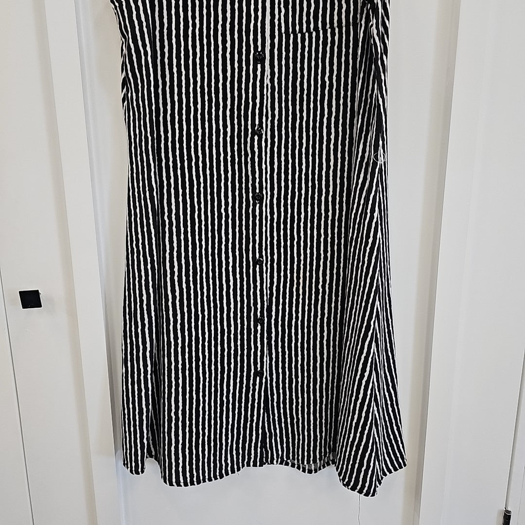 J For Justify Size 2X Black White Dress