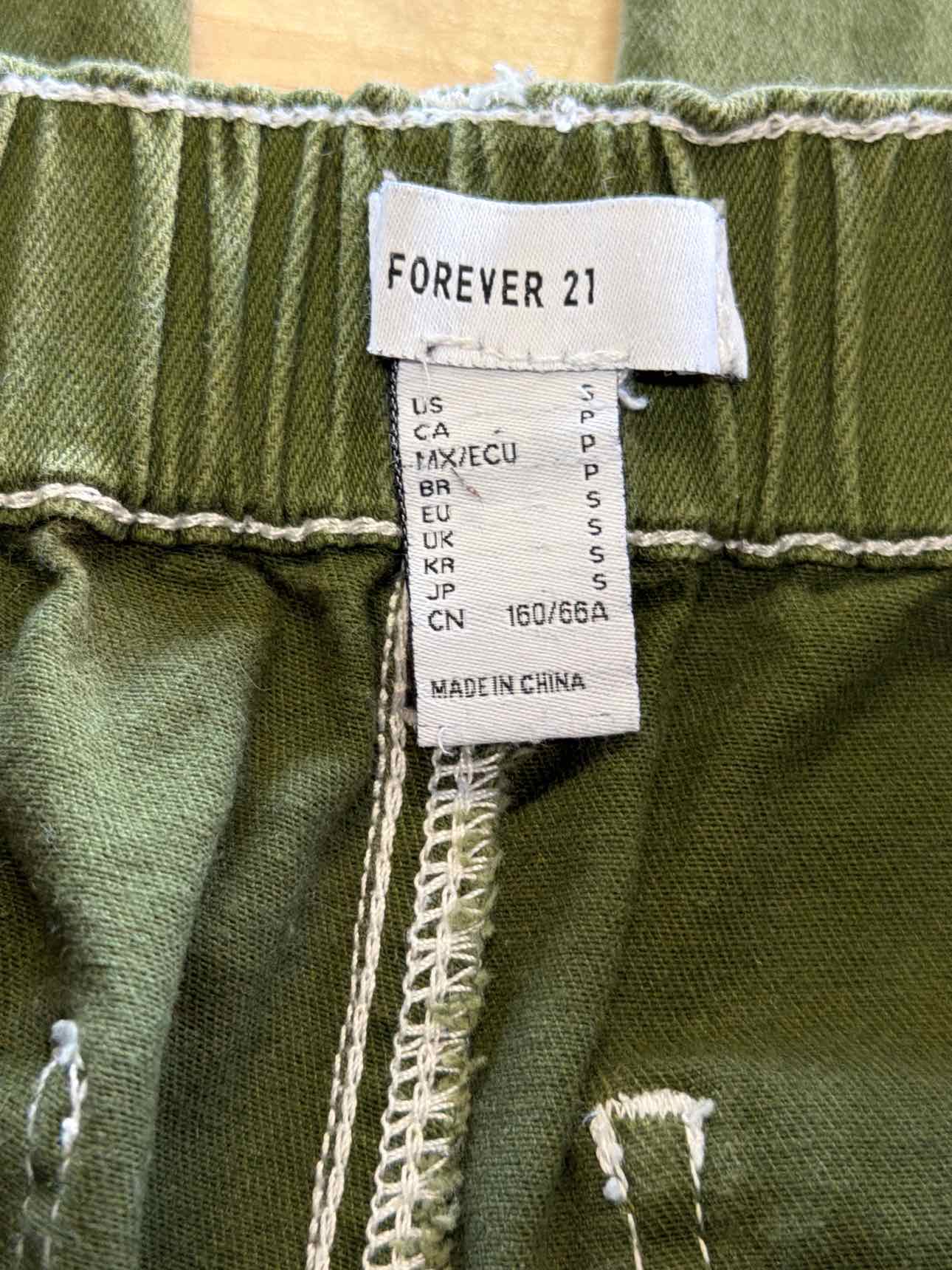 Forever 21 Size S Green Preloved Pants