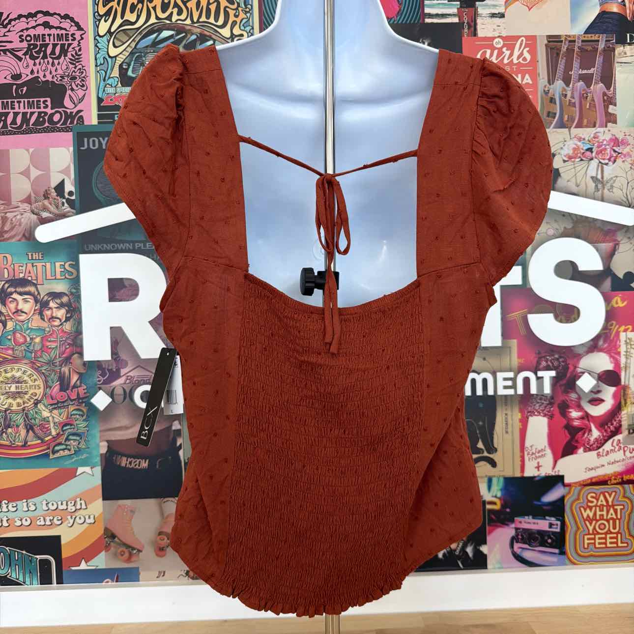 BCX Size XL Clip-Dot Sweetheart-Neck Top