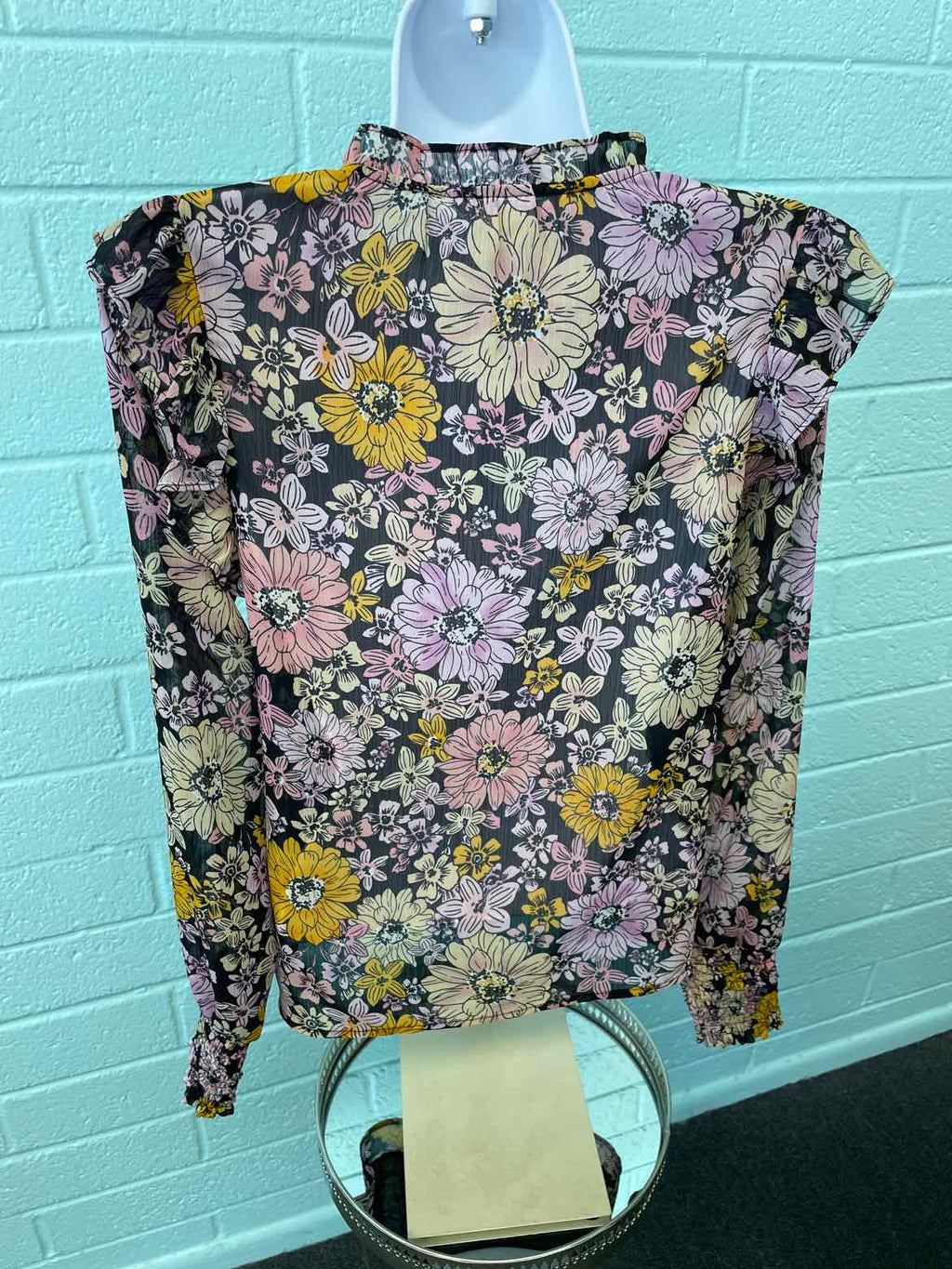 BB Dakota Size XS Black Print Blouse