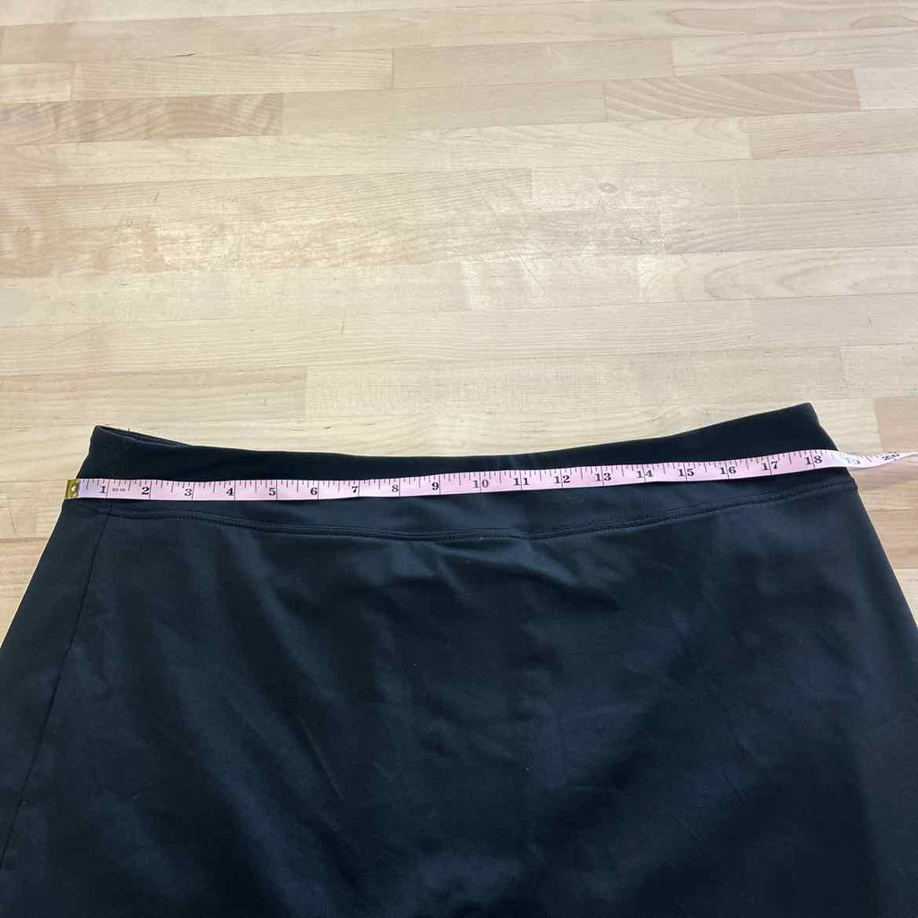 Ekouaer Size XXL Black Preloved Skirt