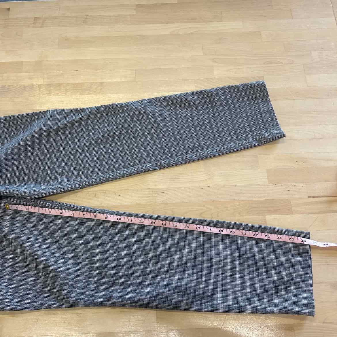Hilary Radley Size S Gray Preloved Pants