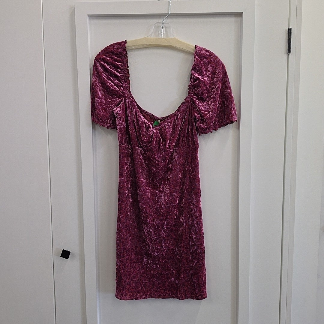 Urban Outfitter Size L Pink Velvet Preloved Dress