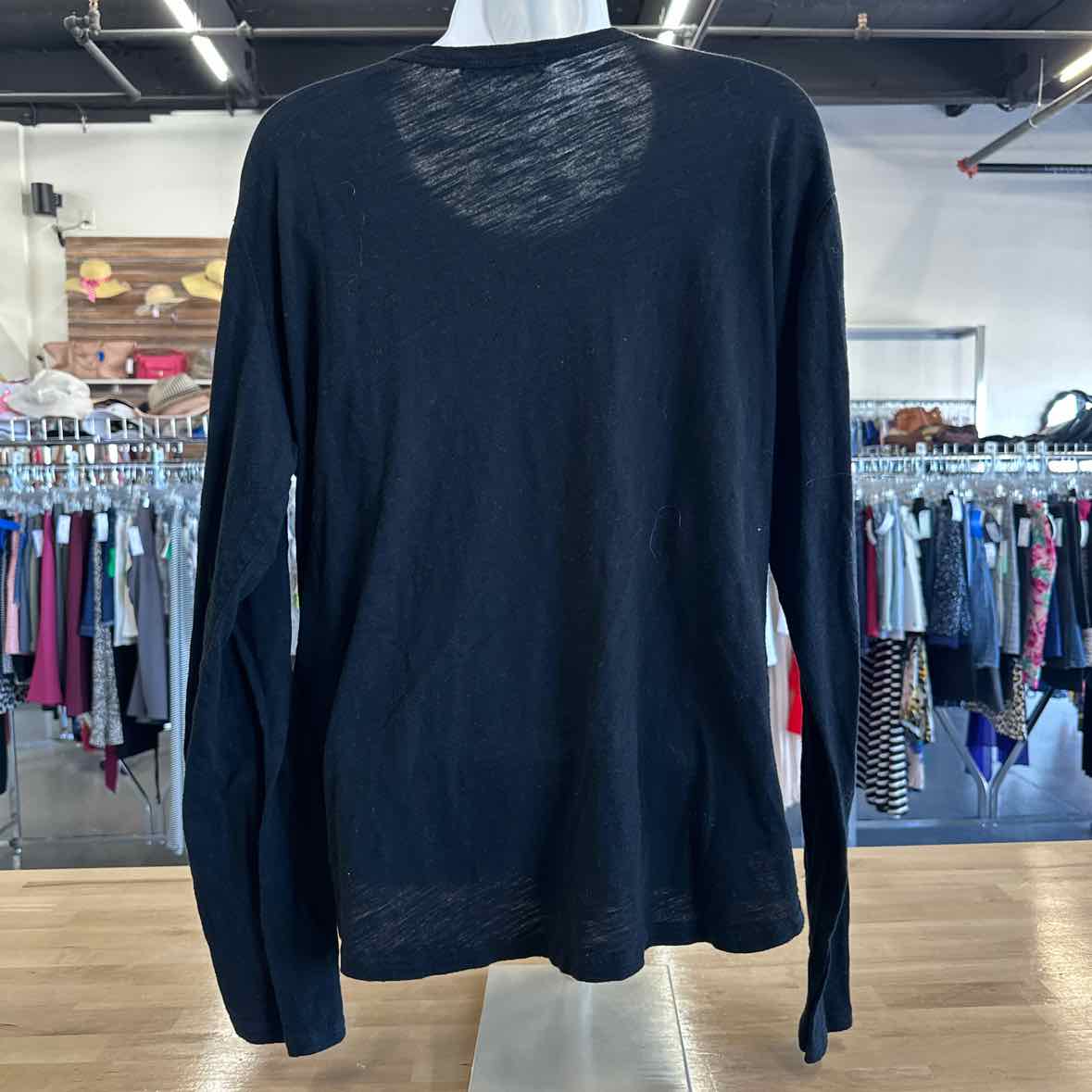 Natural Life Size XL Black Longsleeve