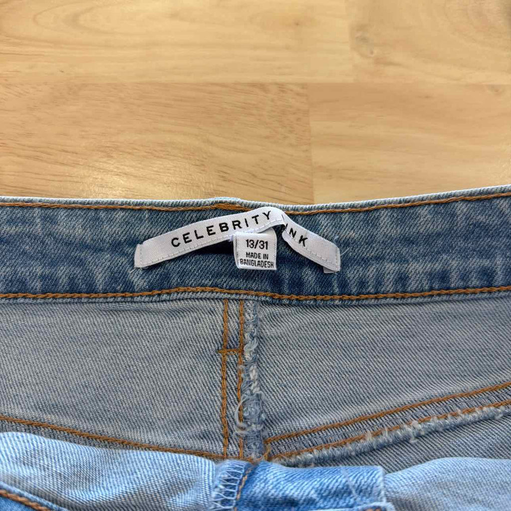 Celebrity pink Women Size 13 Blue New Shorts