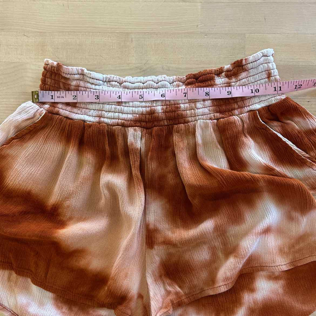 Rue21 Women Size L Orange Preloved Shorts