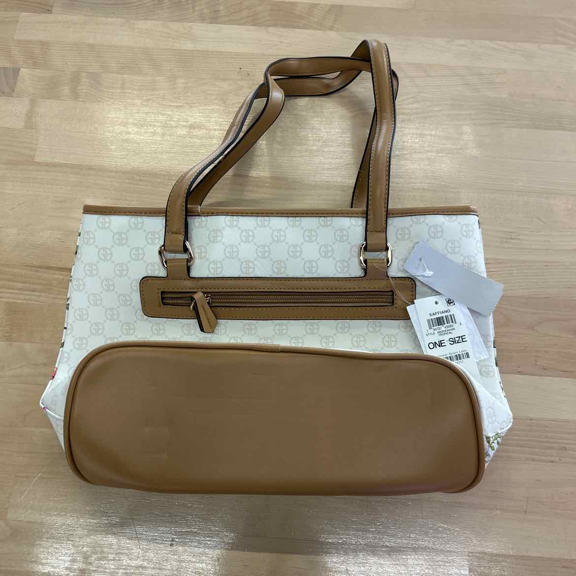 Giani Bernini White Handbag