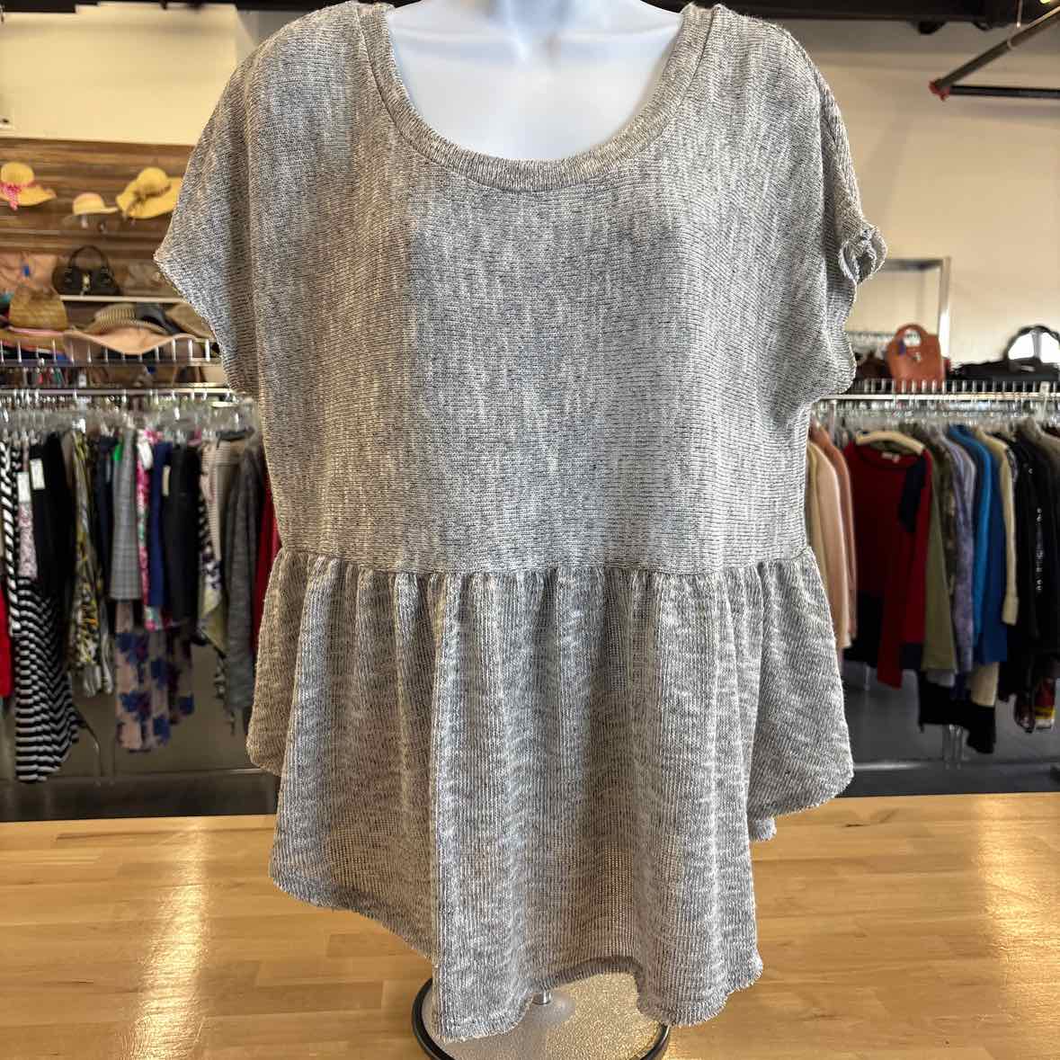 Daytrip Size XS Gray Blouse