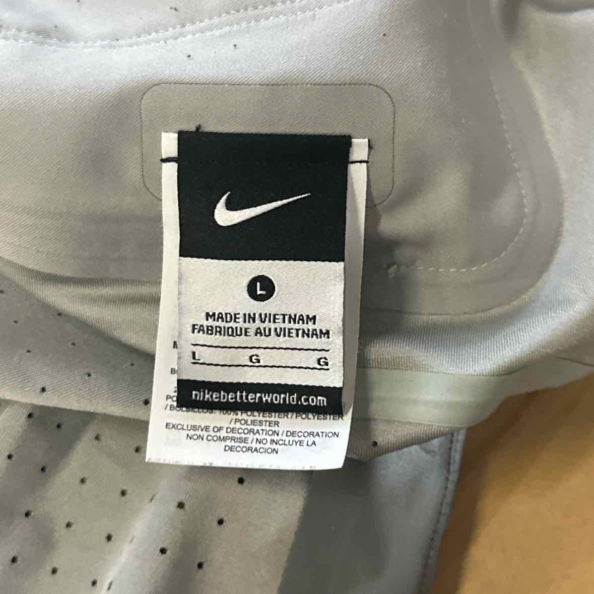 Nike Size L Gray MENS Athletic Jacket