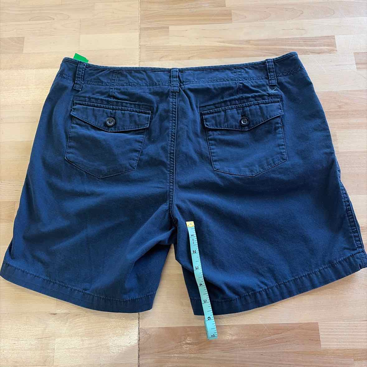 Eddie Bauer Women Size 12 Blue Preloved Shorts