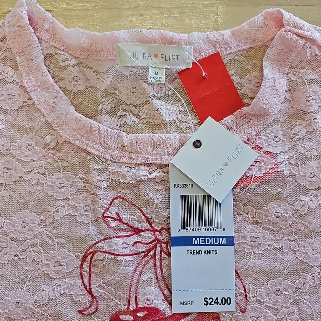 Ultra Flirt Juniors' Graphic Lace Tee - Ballet Slipper