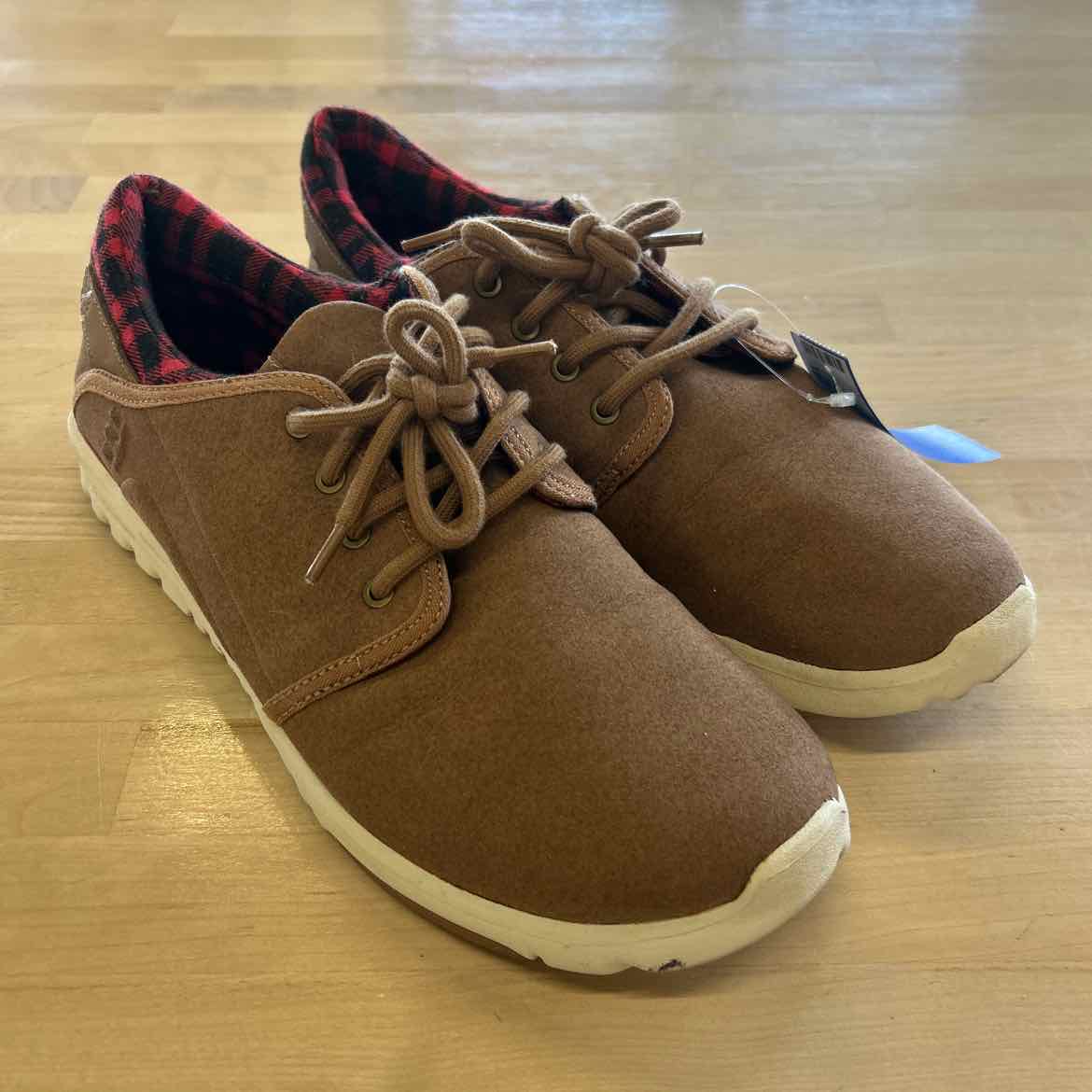 Etnies Men's Size 10 Brown MENS Sneakers