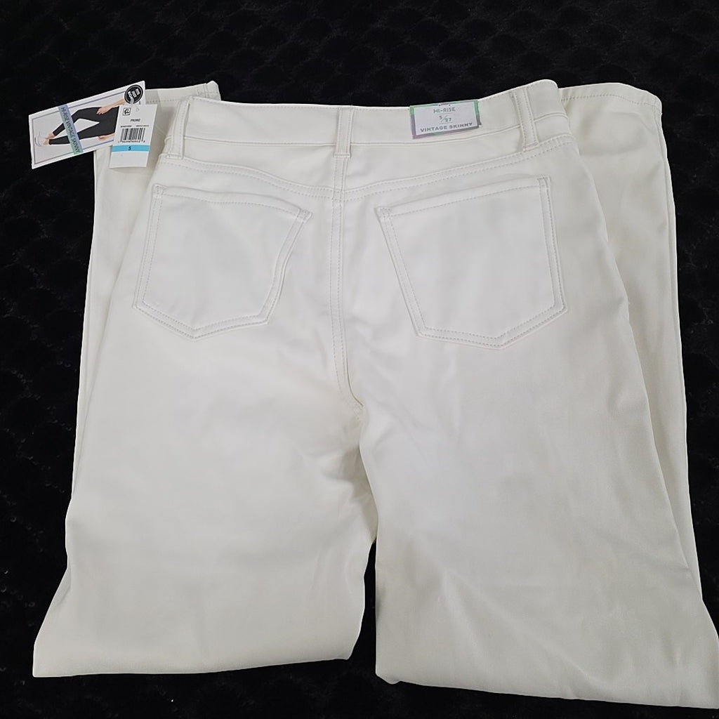 TINSELTOWN Size 7 White Pants