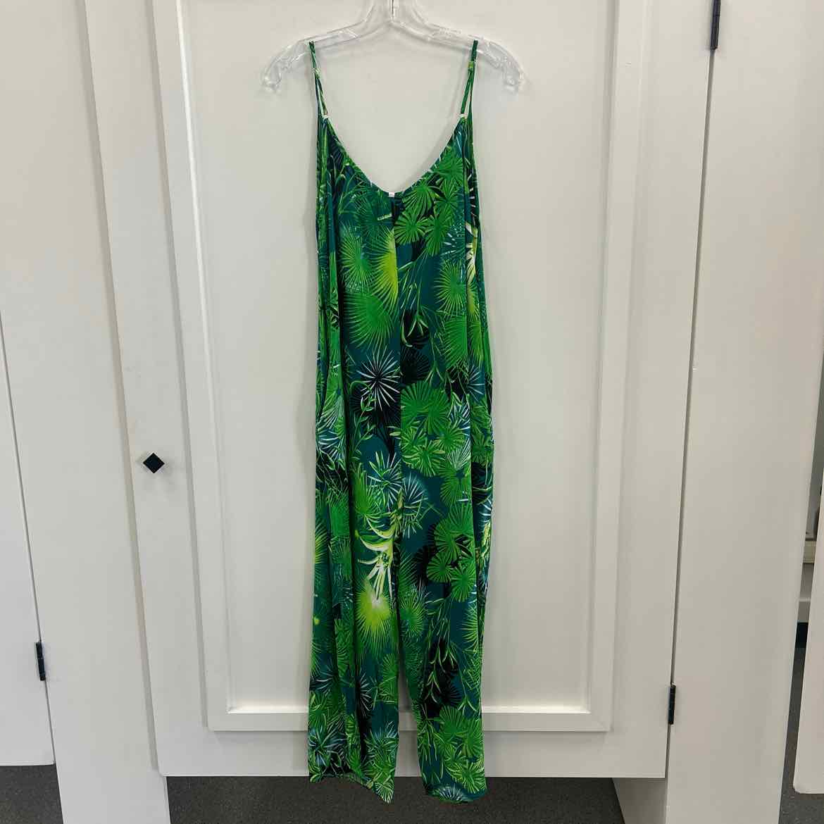 Buenos Ninos Size XL Green Preloved Jumper