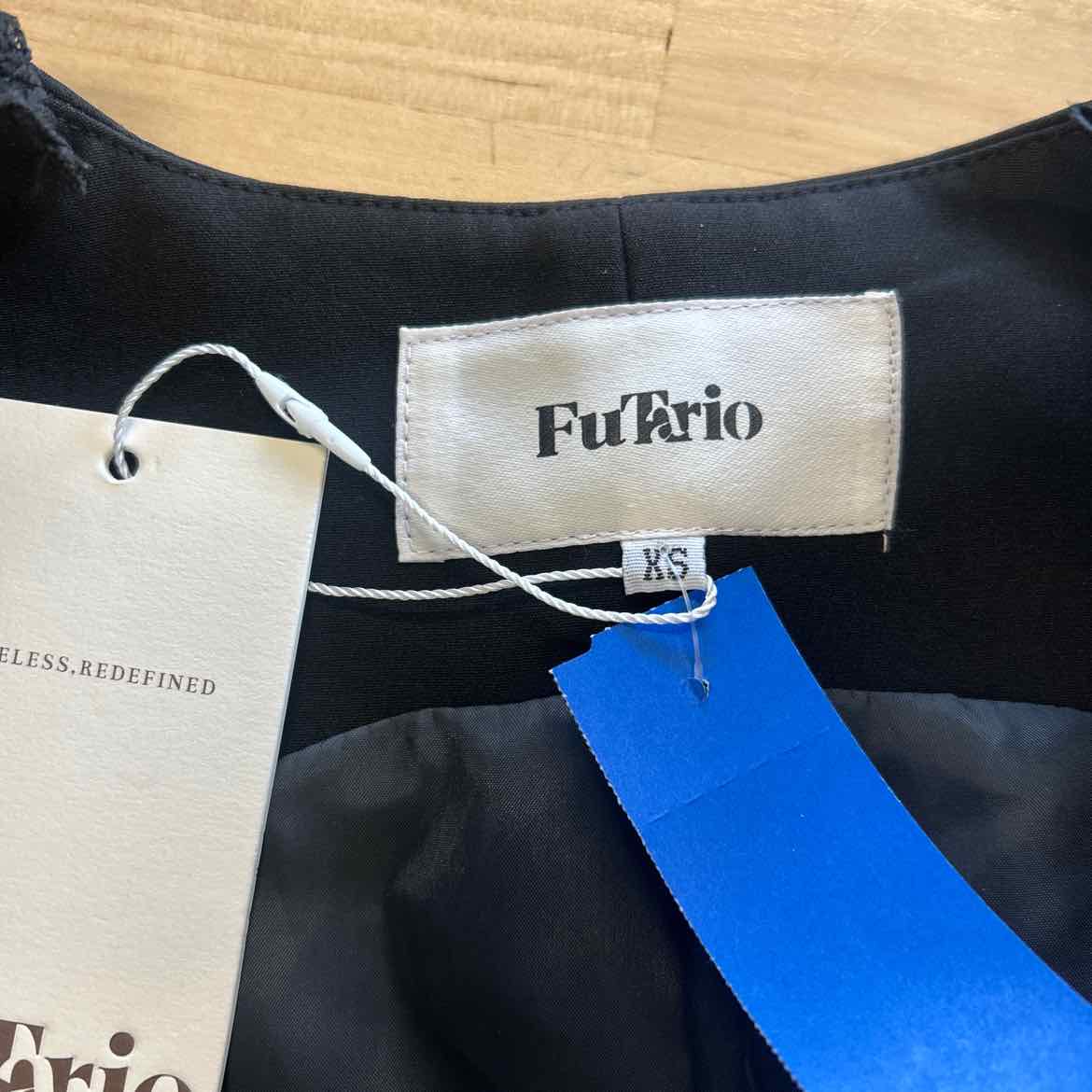 Futario Size XS Black Lace Jacket