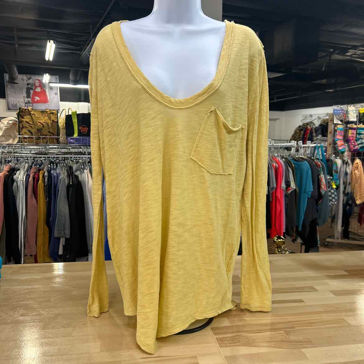 we the free Size M Yellow Preloved Longsleeve