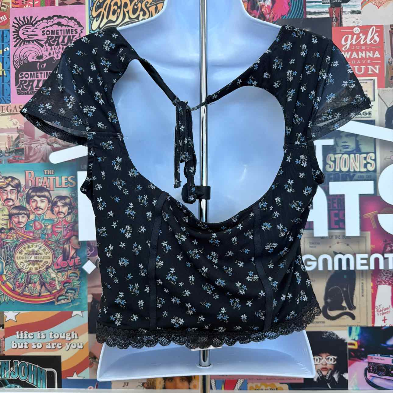 hippie rose Size XL Corset Short-Sleeve Mesh Top - Black Ditsy