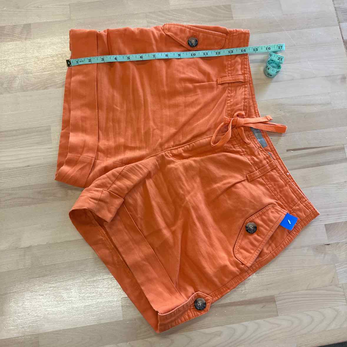 Liz Claiborne Size 8 Orange Shorts
