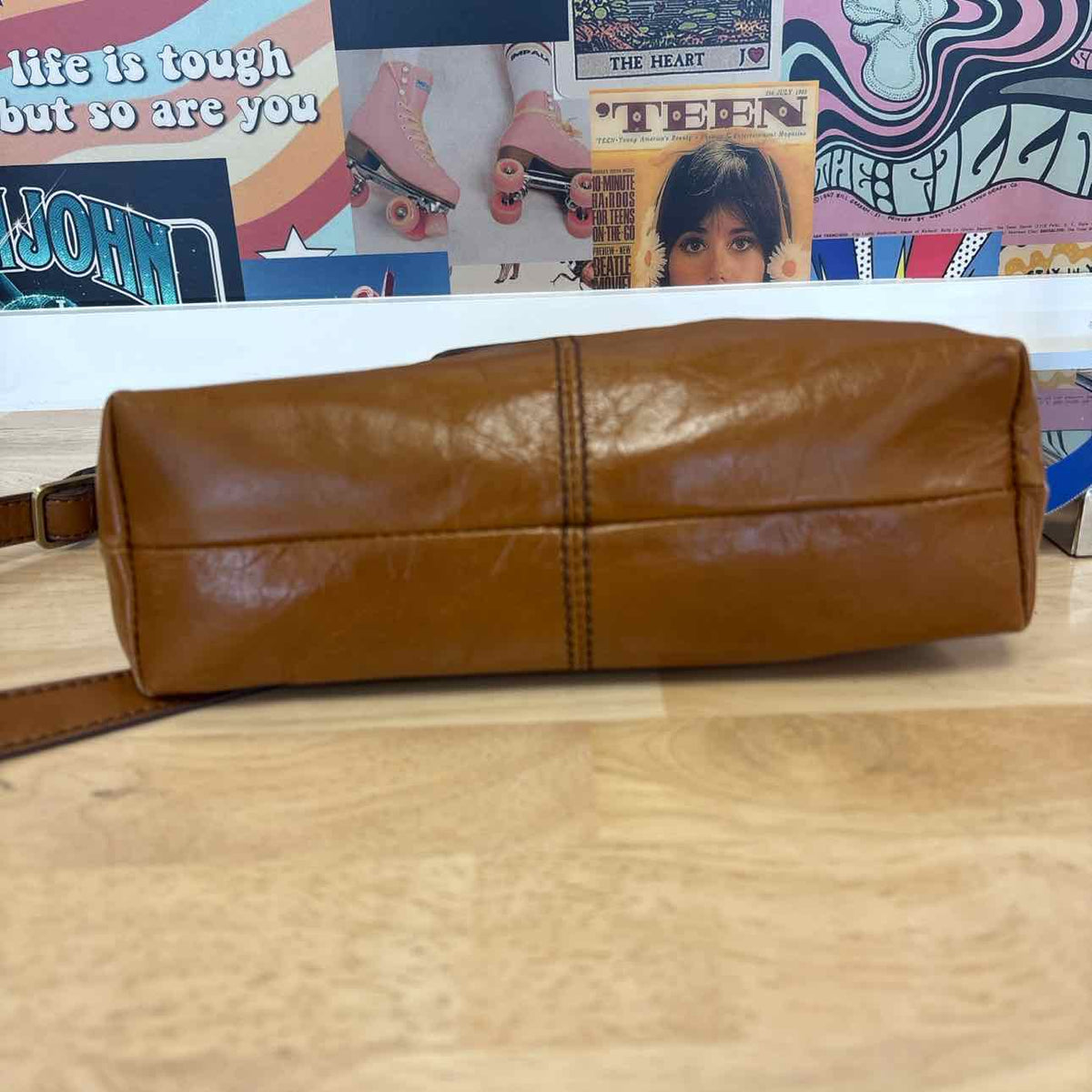 Hobo Brown Polished Leather Preloved Handbag