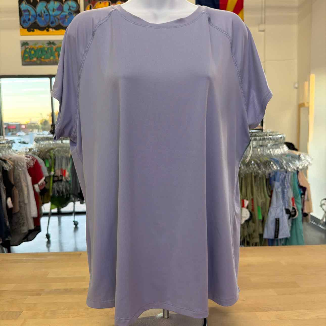 Champion Size XL Lilac Preloved Athletic Tee